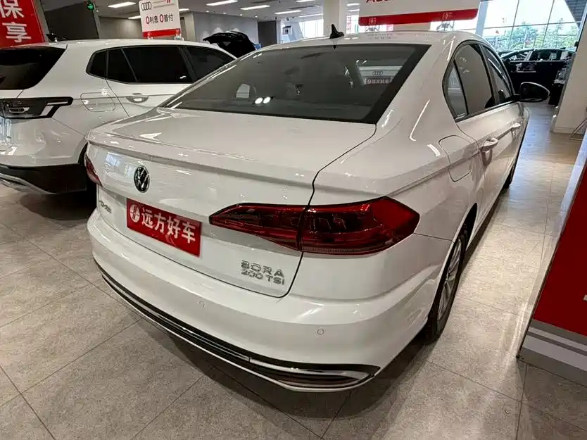 Volkswagen Bora 2024