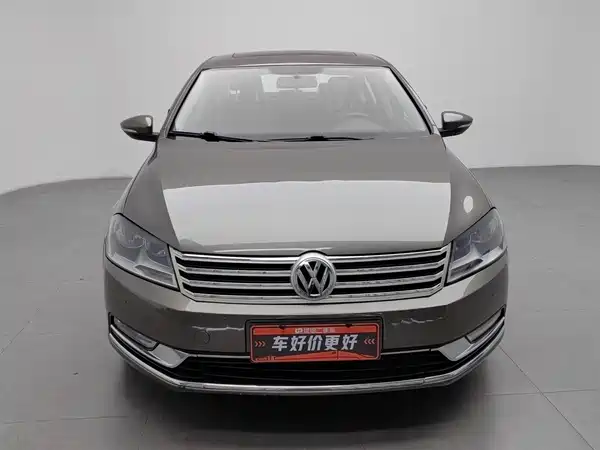 Volkswagen Magotan 2016