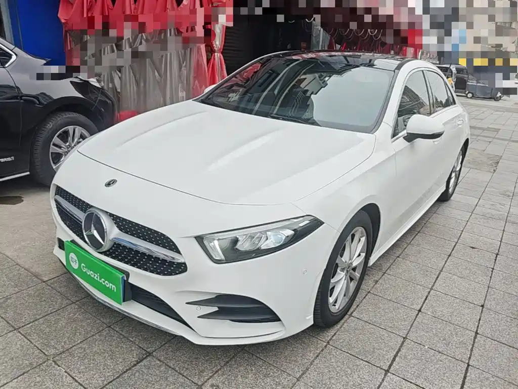 Mercedes-Benz A-Class 2019 — фото 1