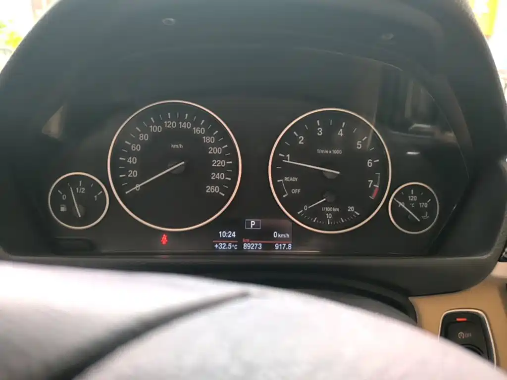 BMW 3 Series 2015 — фото 12