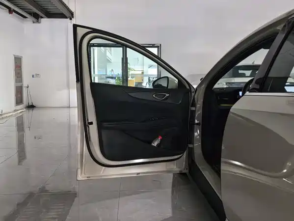 BYD Seal 06 2025