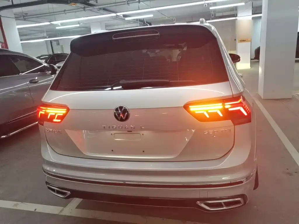 Volkswagen Tiguan L 2021 — фото 6