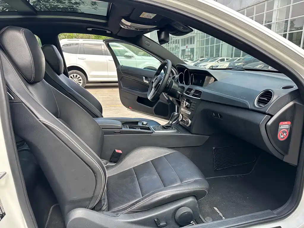 Mercedes-Benz C-Class 2015 — фото 11