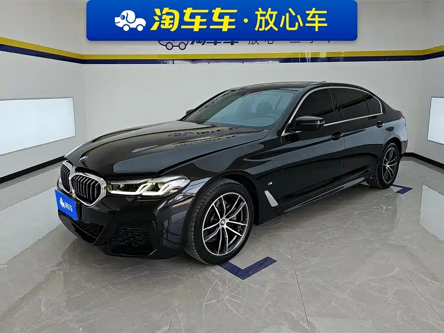 BMW 5 Series 2023 — фото 1