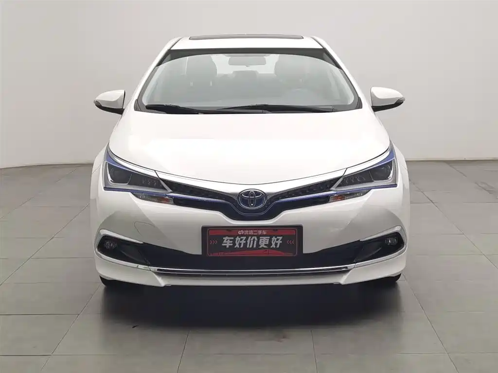Toyota Corolla Hybrid 2022 — фото 3