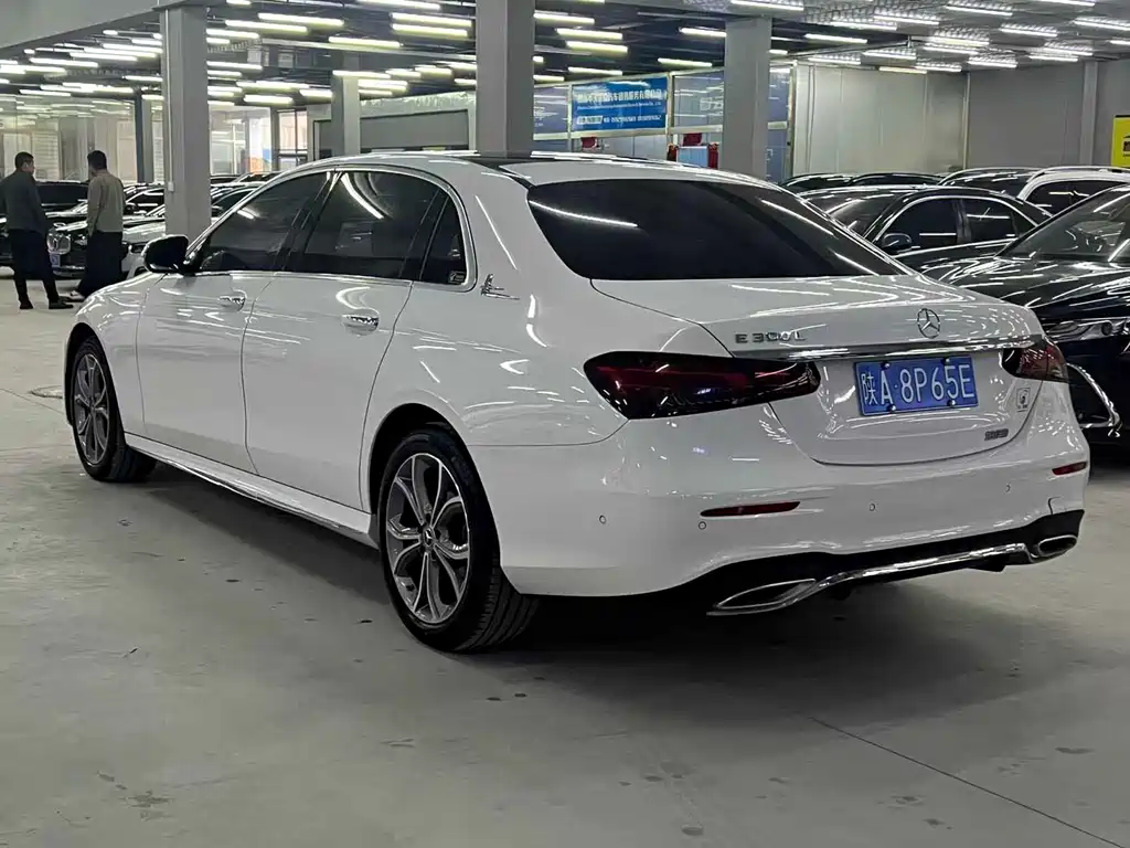 Mercedes-Benz E-Class 2020 — фото 7