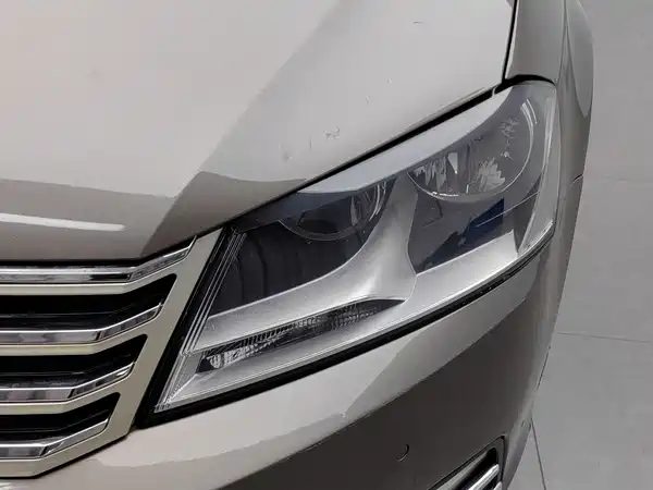 Volkswagen Magotan 2016
