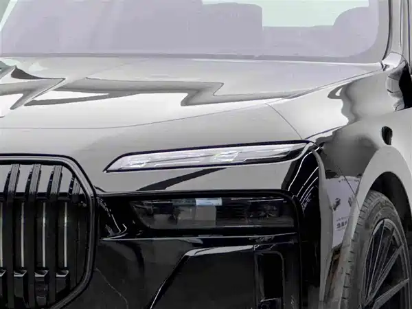 BMW i7 2024