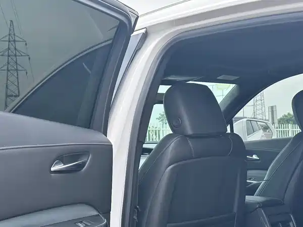 Cadillac XT4 2018