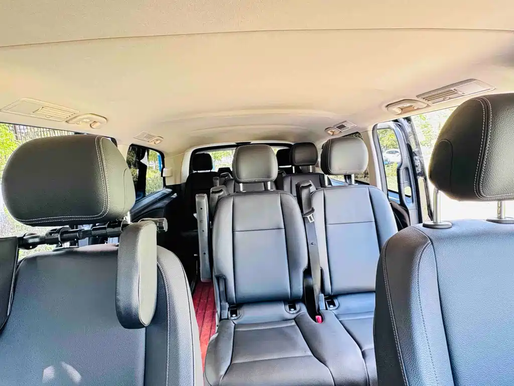 Mercedes-Benz Vito 2022 — фото 16