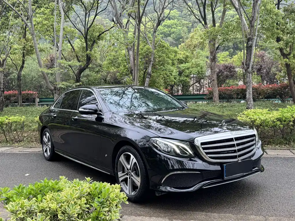 Mercedes-Benz E-Class 2020