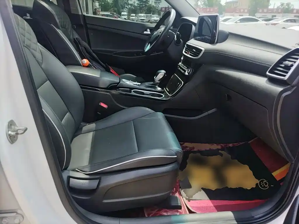 Hyundai Tucson 2020 — фото 25
