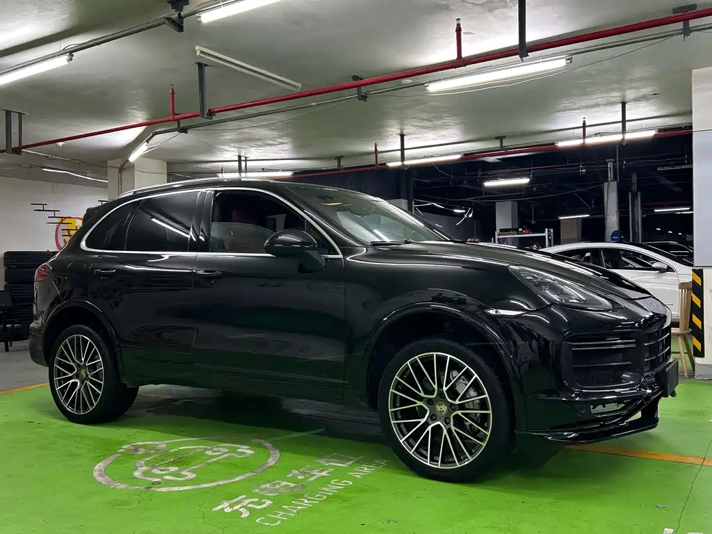 Porsche Cayenne 2012