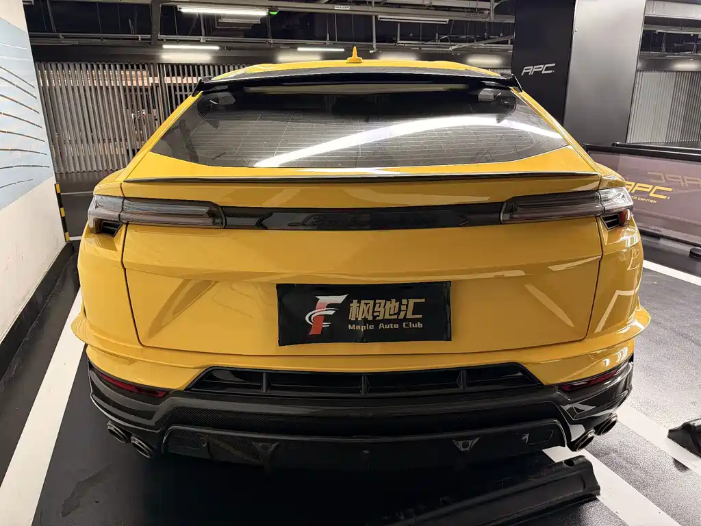 Lamborghini Urus 2023 — фото 2