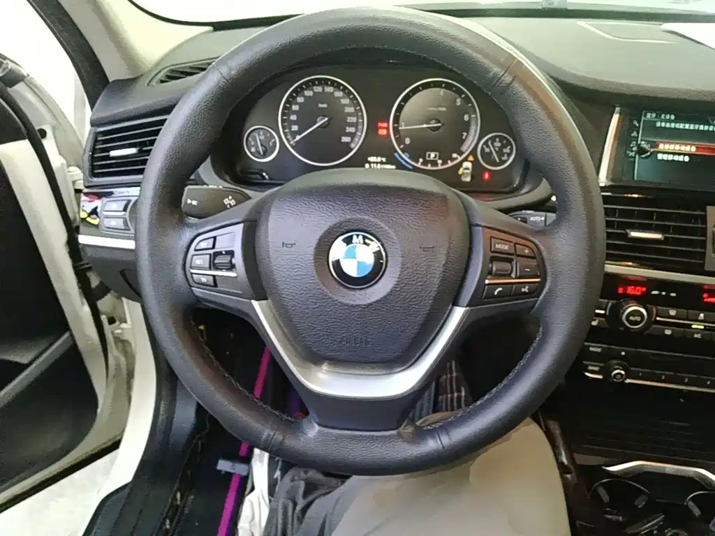 BMW X3 2016 — фото 11