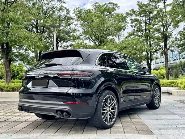 Porsche Cayenne 2020