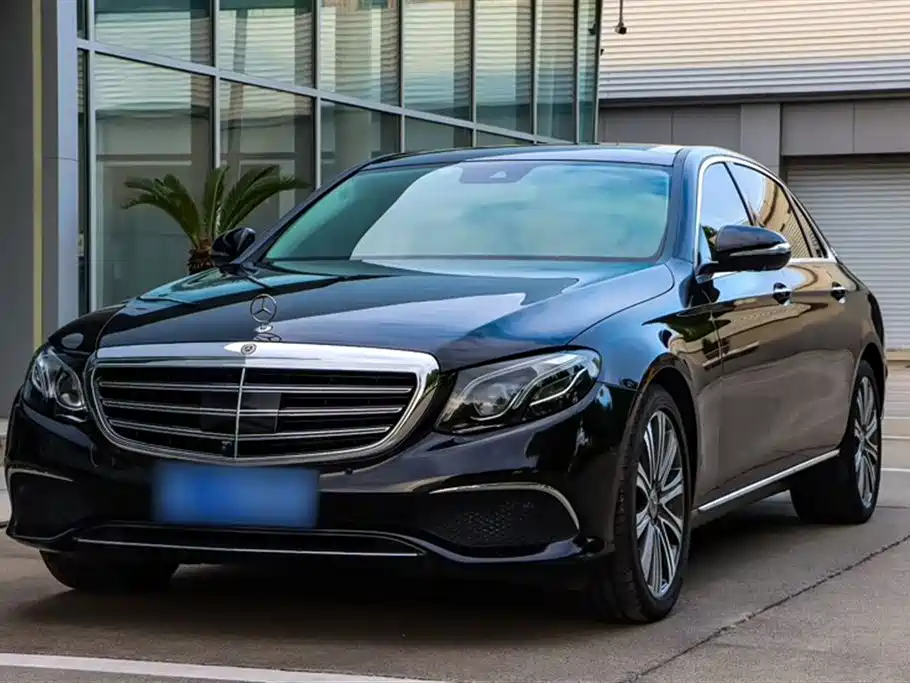 Mercedes-Benz E-Class 2017 — фото 7