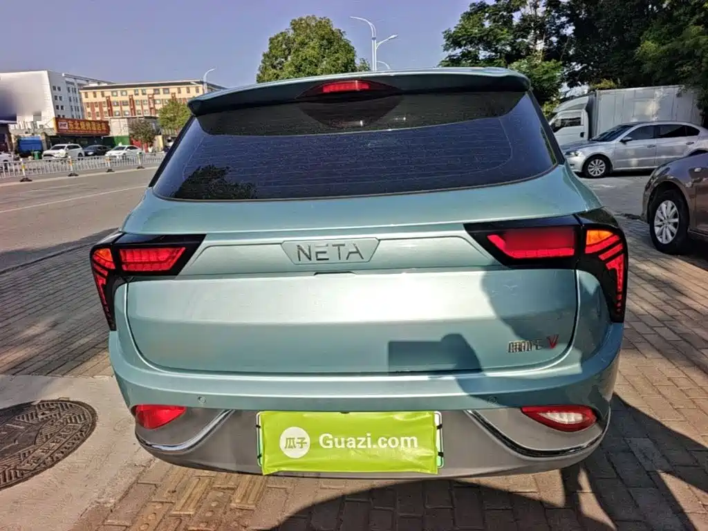 Neta V 2023