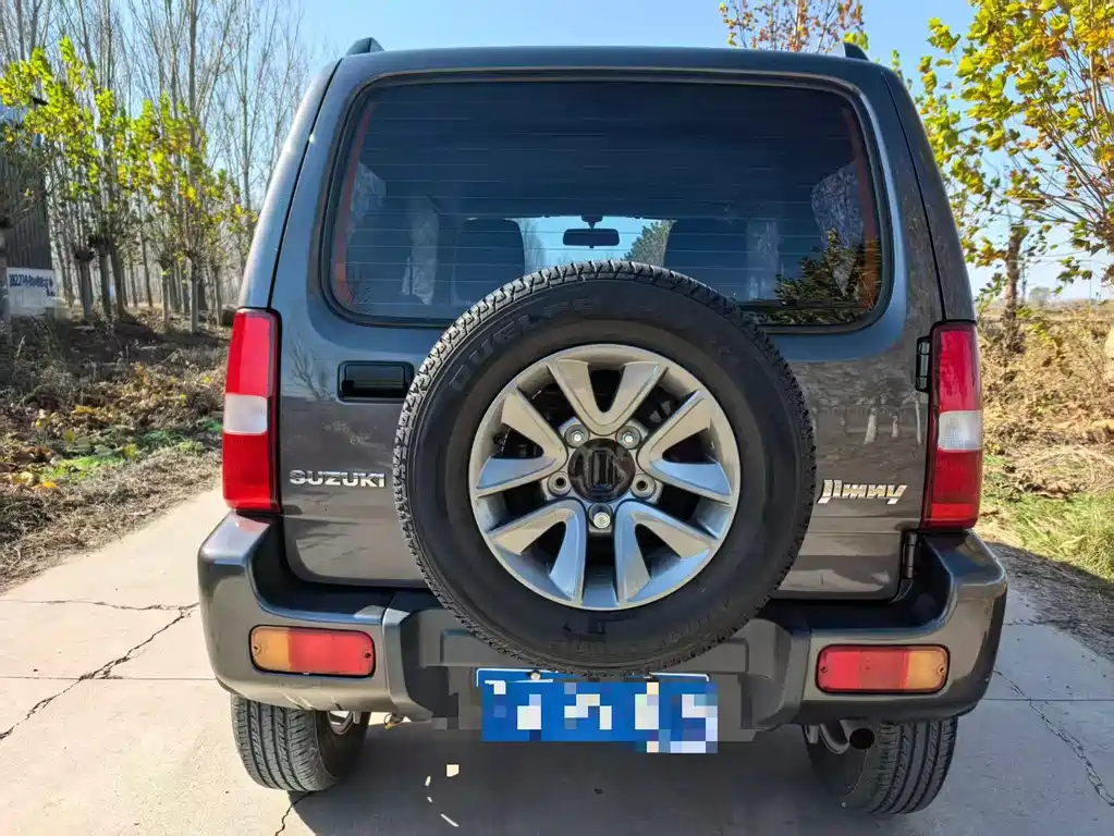 Suzuki Jimny 2015 — фото 5