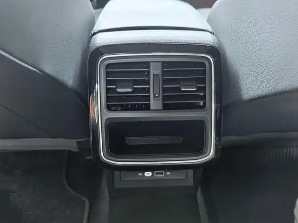 Volkswagen Passat 2025