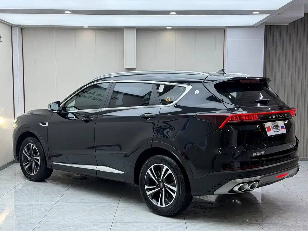 Jetour X70 PLUS 2023