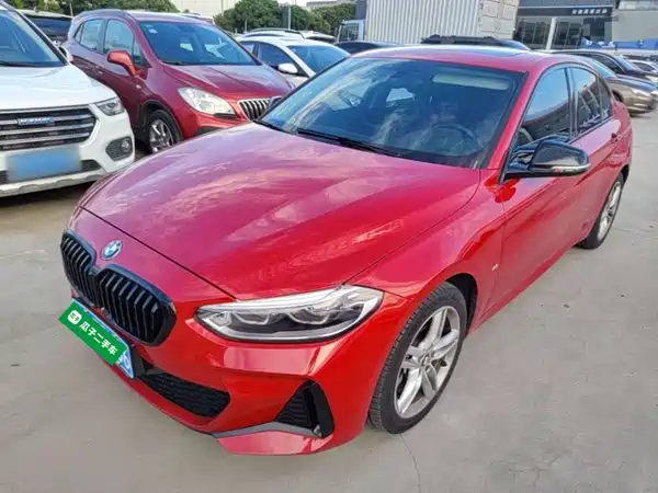 BMW 1 Series 2021