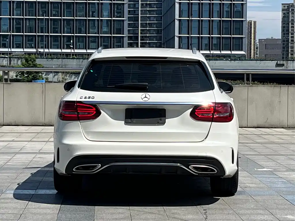 Mercedes-Benz C-Class 2021
