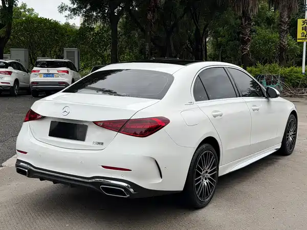 Mercedes-Benz C-Class 2022
