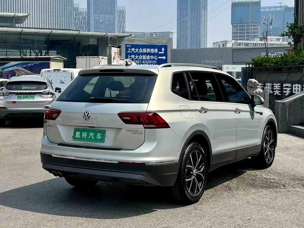Volkswagen Tiguan L 2019 — фото 3