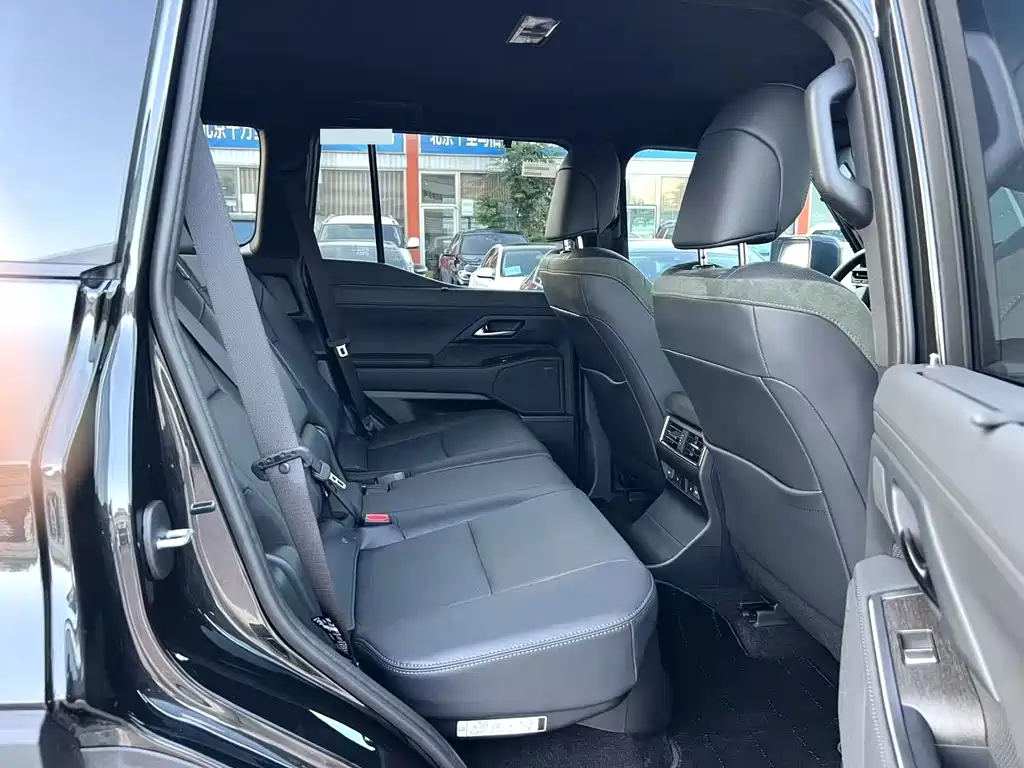 Lexus GX 2026