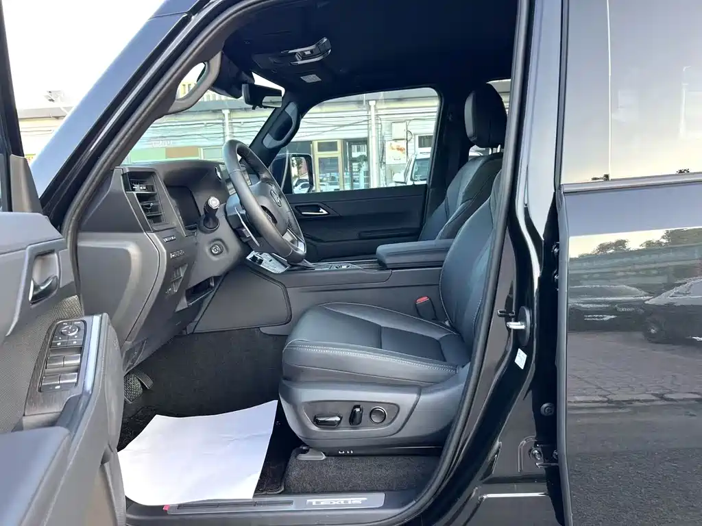 Lexus GX 2026