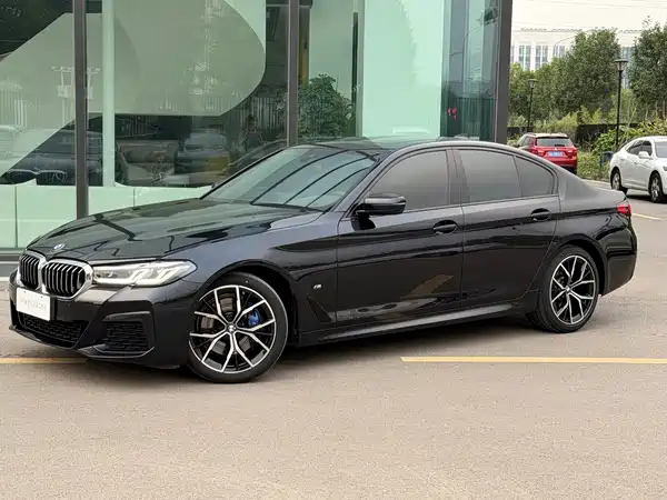 BMW 5 Series 2023