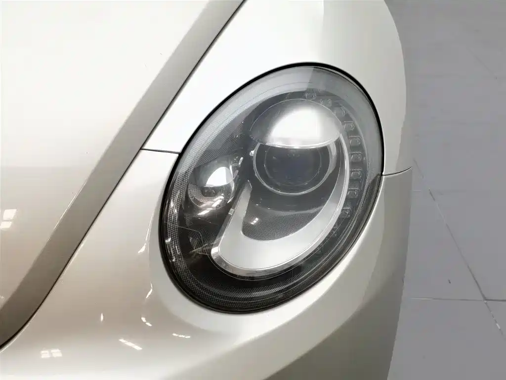 Volkswagen Beetle 2013