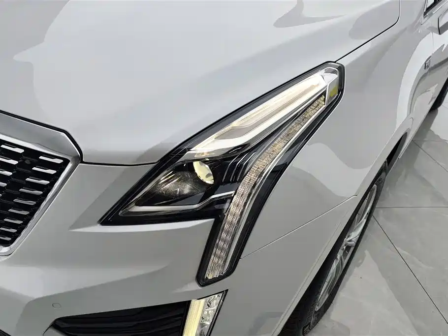Cadillac XT5 2023 — фото 5