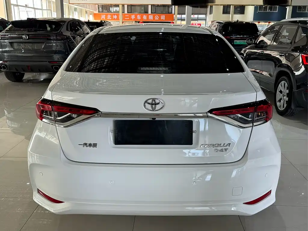 Toyota Corolla 2022 — фото 15