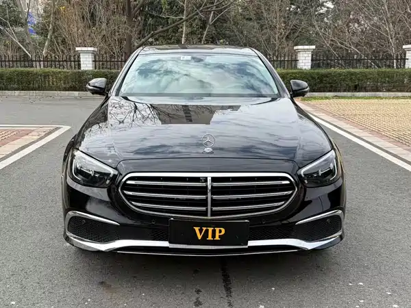 Mercedes-Benz E-Class 2022