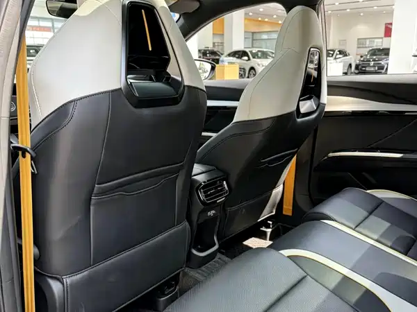 MG MG5 Scorpio 2022