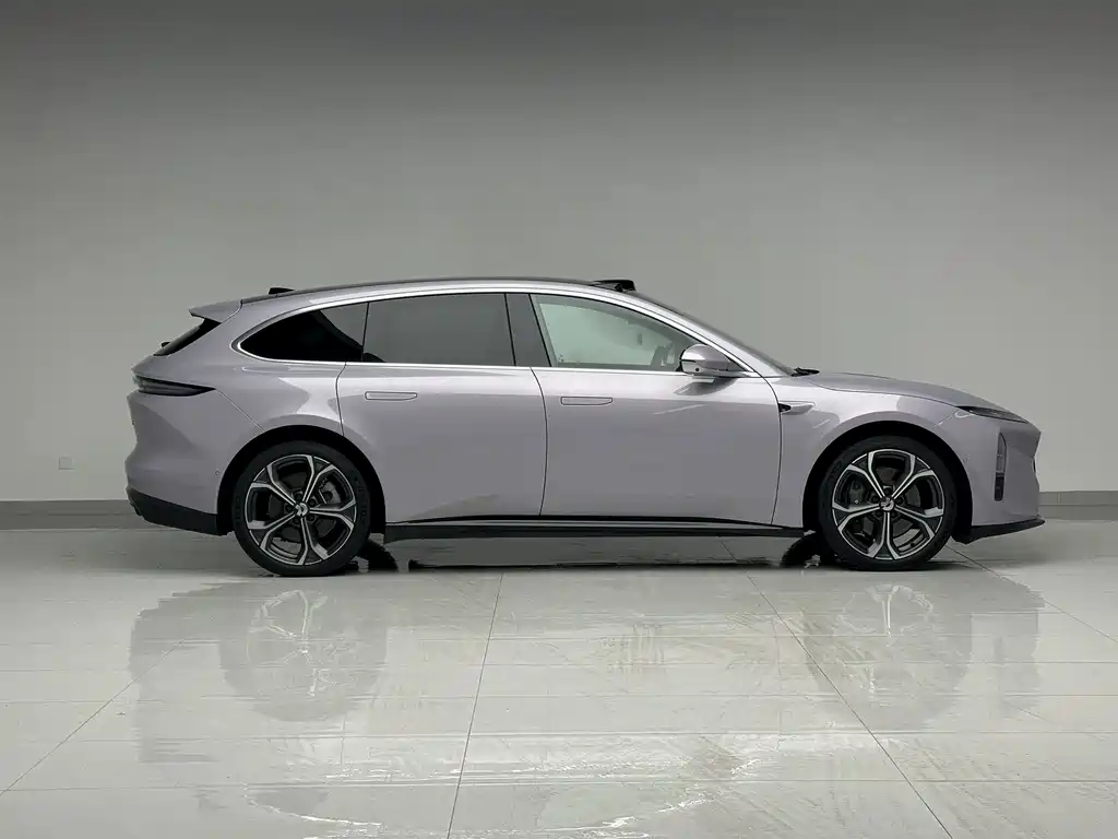 NIO ET5T 2025