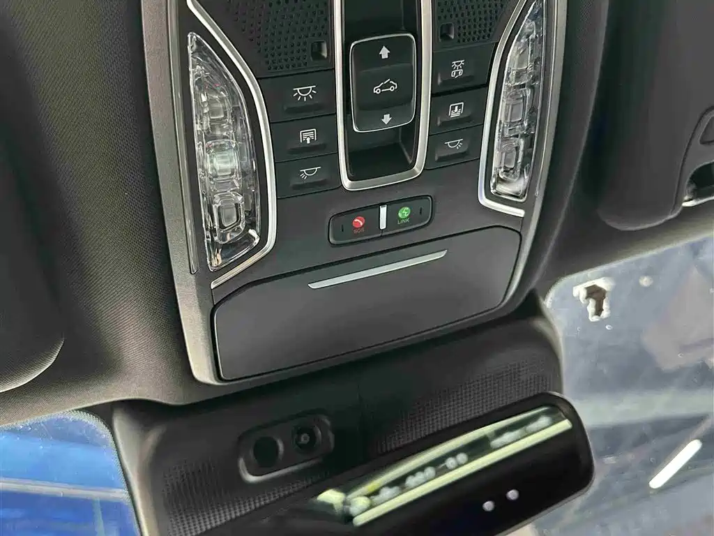 GAC Motor Trumpchi GS8 2022 — фото 13