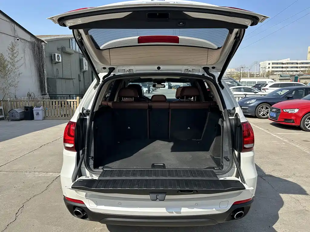 BMW X5 2015 — фото 28