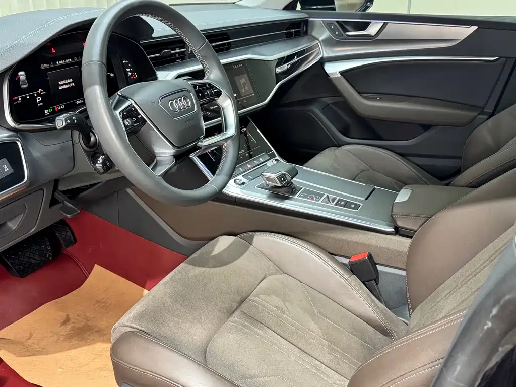 Audi A7L 2023 — фото 12