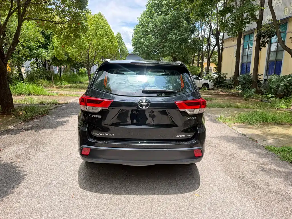 Toyota Highlander 2020