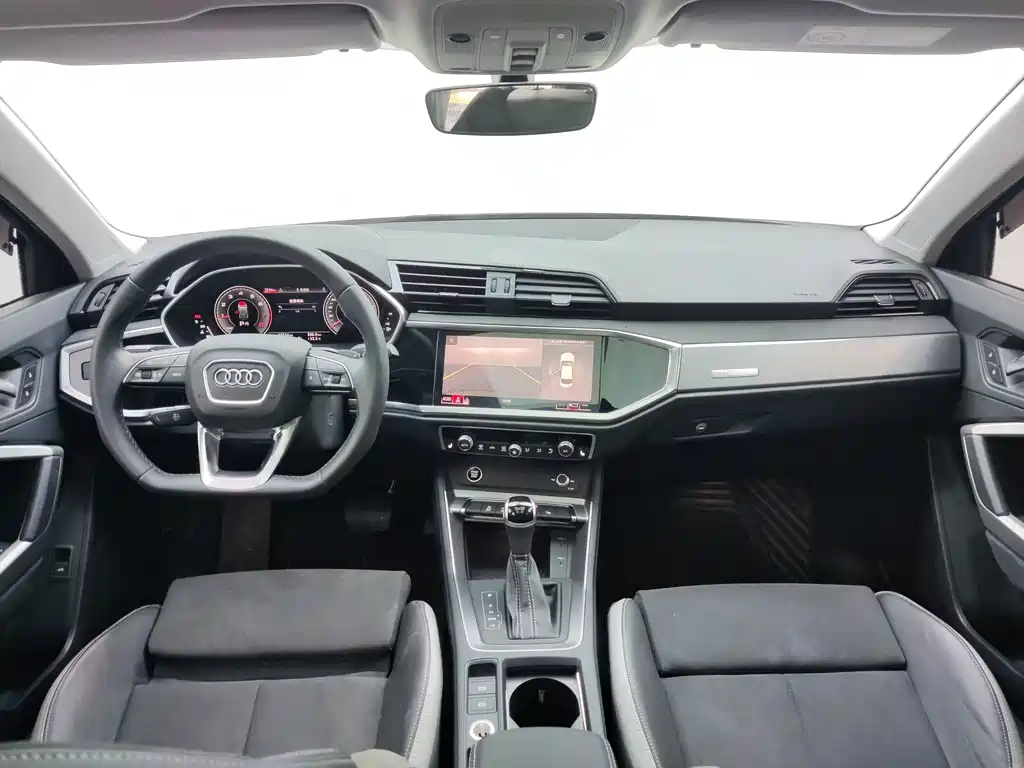 Audi Q3 2022 — фото 14