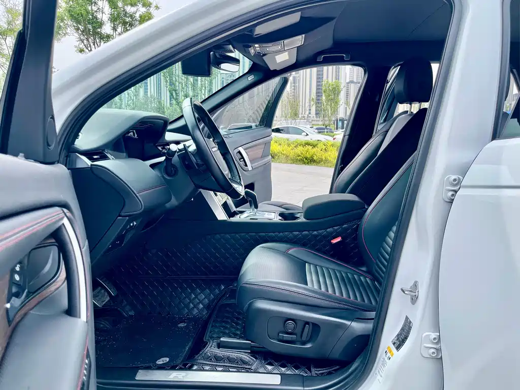 Land Rover Discovery Sport 2020 — фото 10