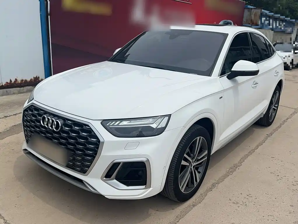 Audi Q5L Sportback 2021