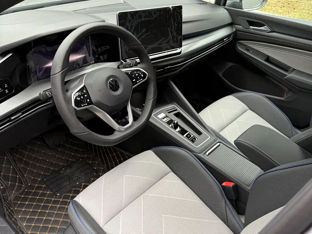 Volkswagen Golf 2026