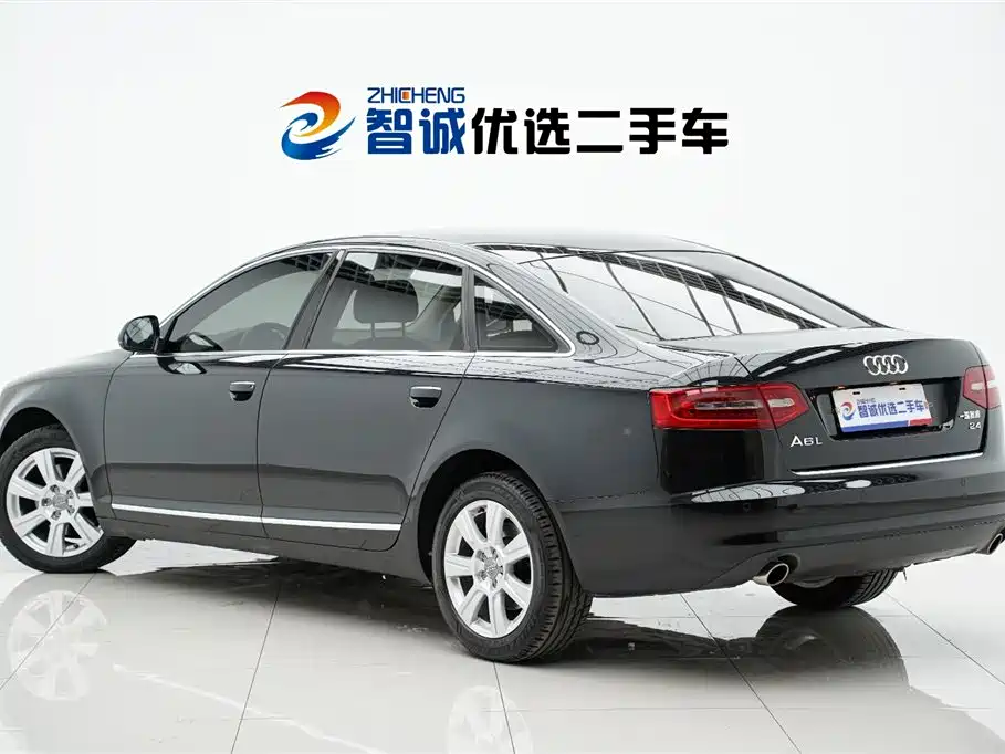 Audi A6L 2010 — фото 34