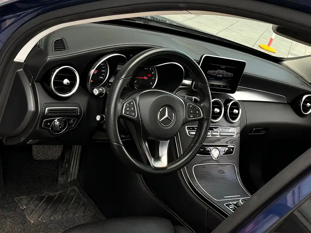 Mercedes-Benz C-Class 2015 — фото 11