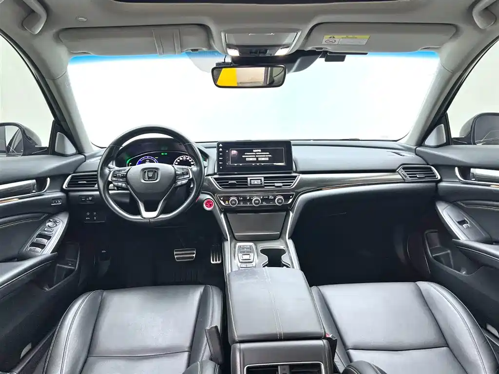 Honda Accord 2022 — фото 12