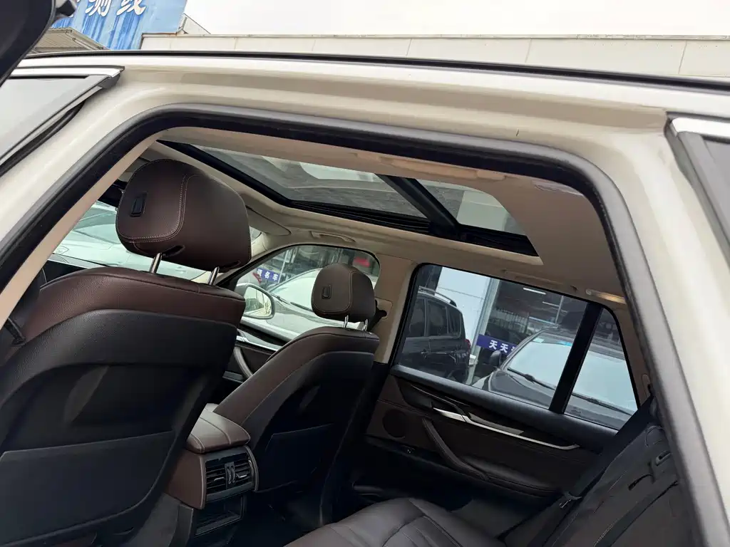 BMW X5 2015 — фото 25